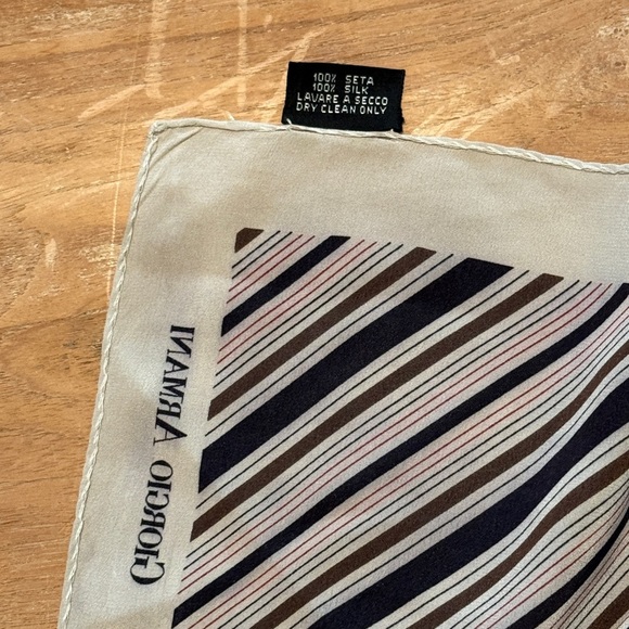 GIORGIO ARMANI Black & Cream Diagonal Striped Silk Scarf 31x31” - Picture 5 of 7